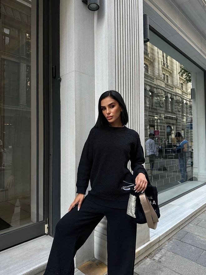 Toevoegen aan Wishlist Elegante Zwarte Dames Set zwarte set