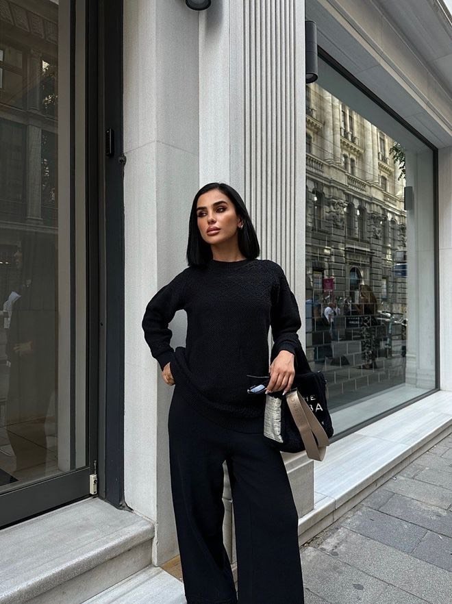 Toevoegen aan Wishlist Elegante Zwarte Dames Set zwarte set