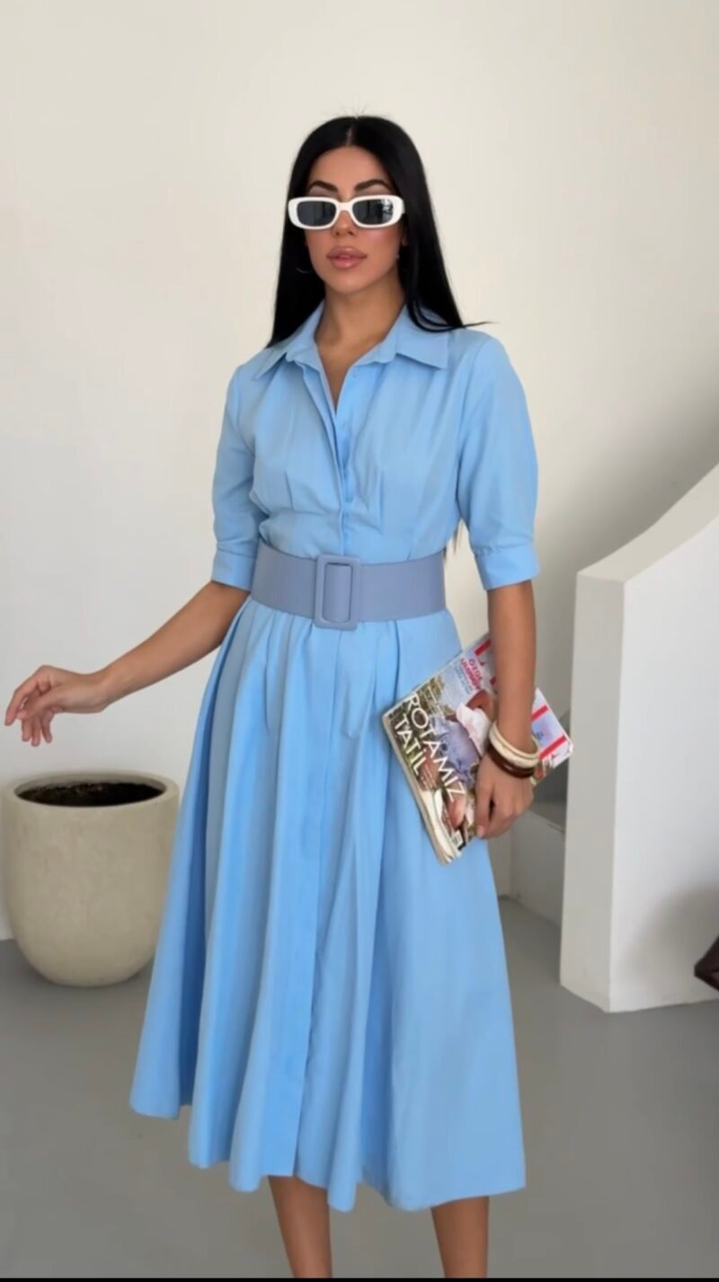 Blauwe jurk Blauwe jurk