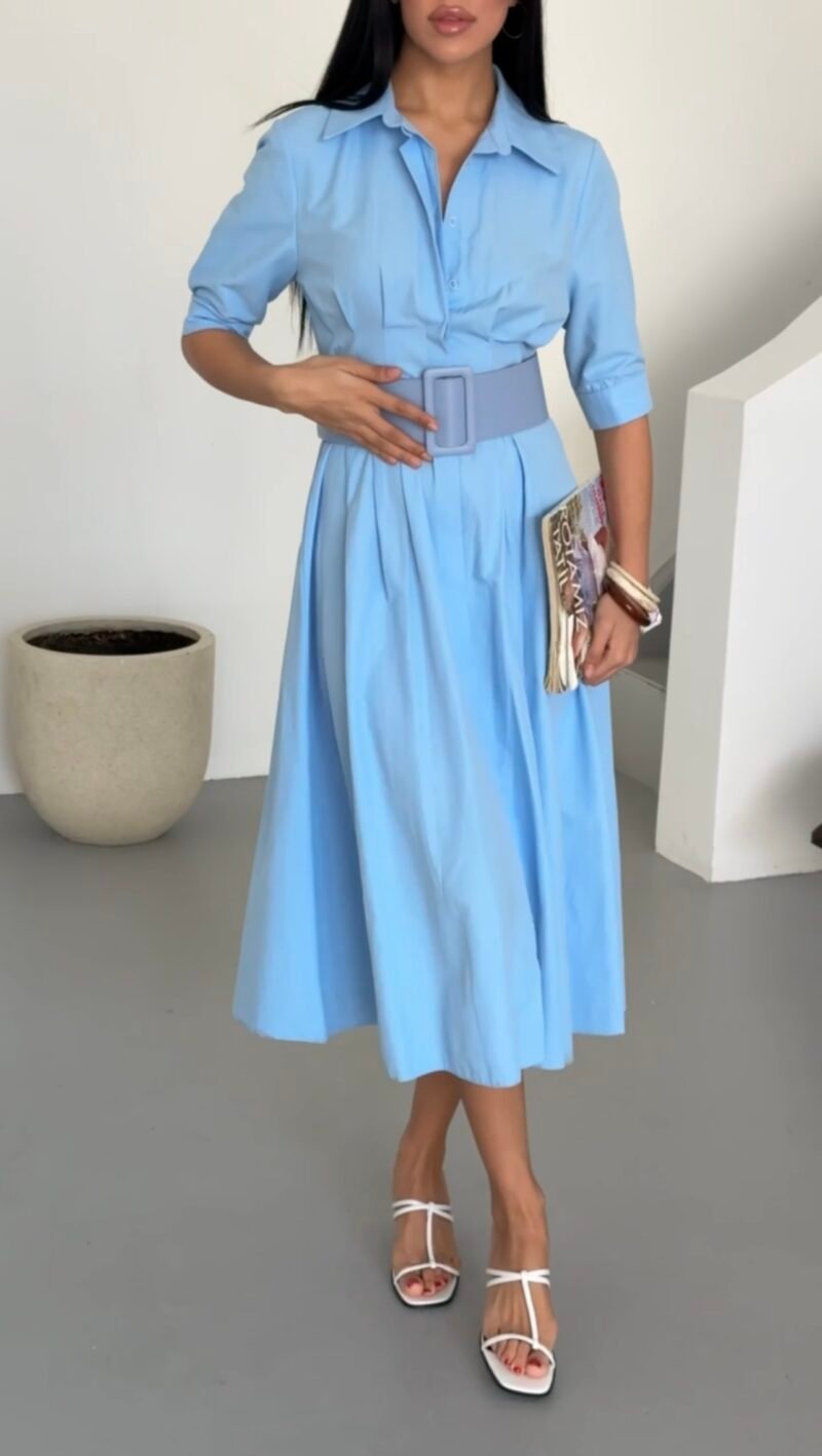 Blauwe jurk Blauwe jurk